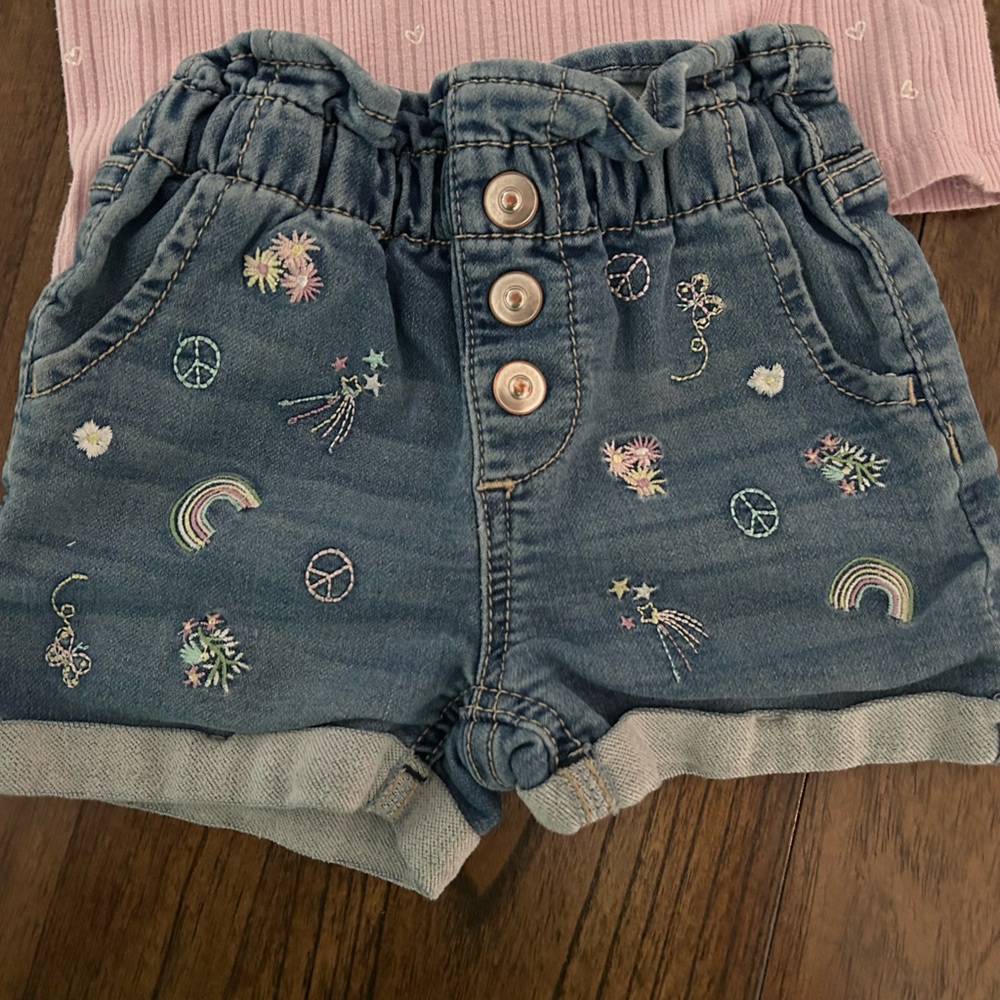 Toddler girl jean shorts! 3T. Super cute & comfortable